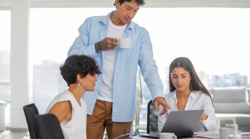 Baja Productividad de las Empresas Latinoamericanas: Un Reto Persistente y Soluciones Clave