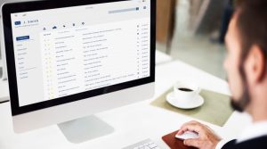 La PCM aprueba estricta regulación del uso del correo institucional gubernamental