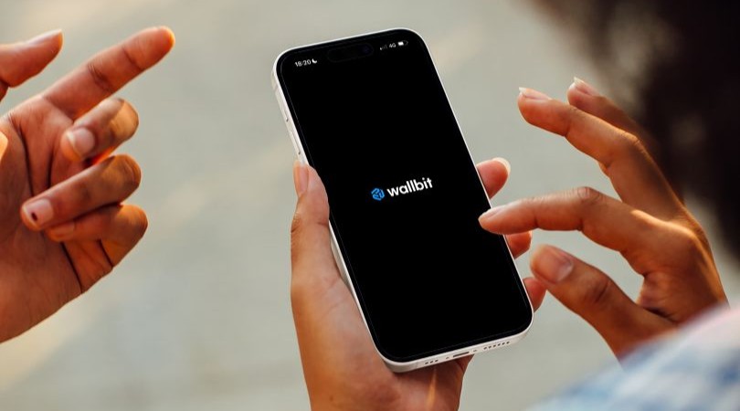 La fintech Wallbit llega al Perú para bancarizar ingresos en dólares de trabajadores independientes